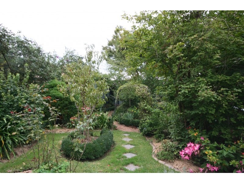 35 Clarke Street, Bowral NSW 2576