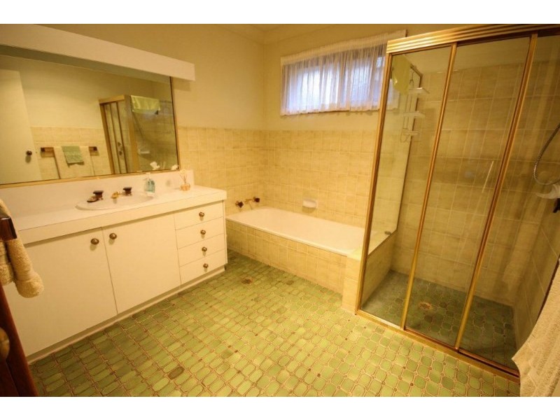 16 Fountaindale Road, Robertson NSW 2577