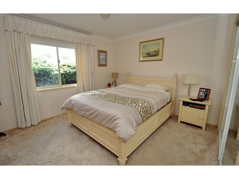 9 Links Place, Willow Vale NSW 2575