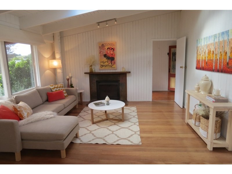 74 North Street, Robertson NSW 2577