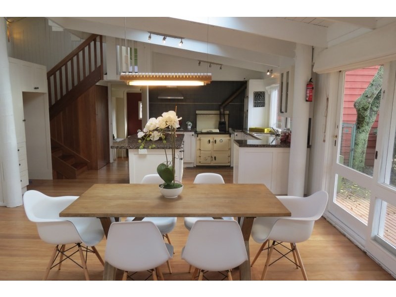 74 North Street, Robertson NSW 2577