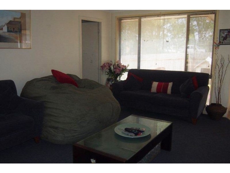 10 Meryla Street, Robertson NSW 2577