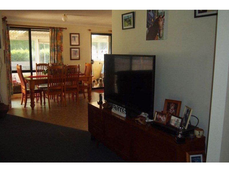 10 Meryla Street, Robertson NSW 2577