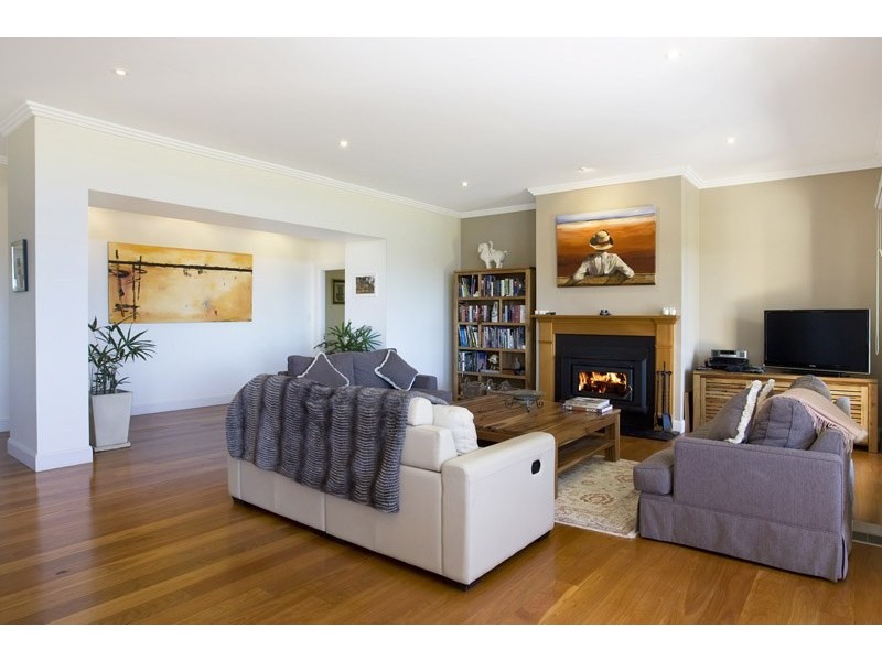 Wallaby Hill Road, Robertson NSW 2577