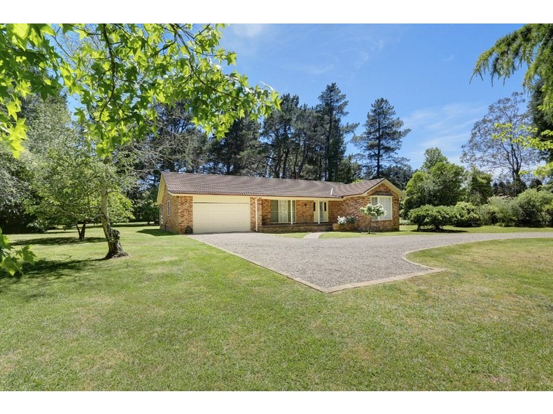 18 Elizabeth Street, Burradoo NSW 2576