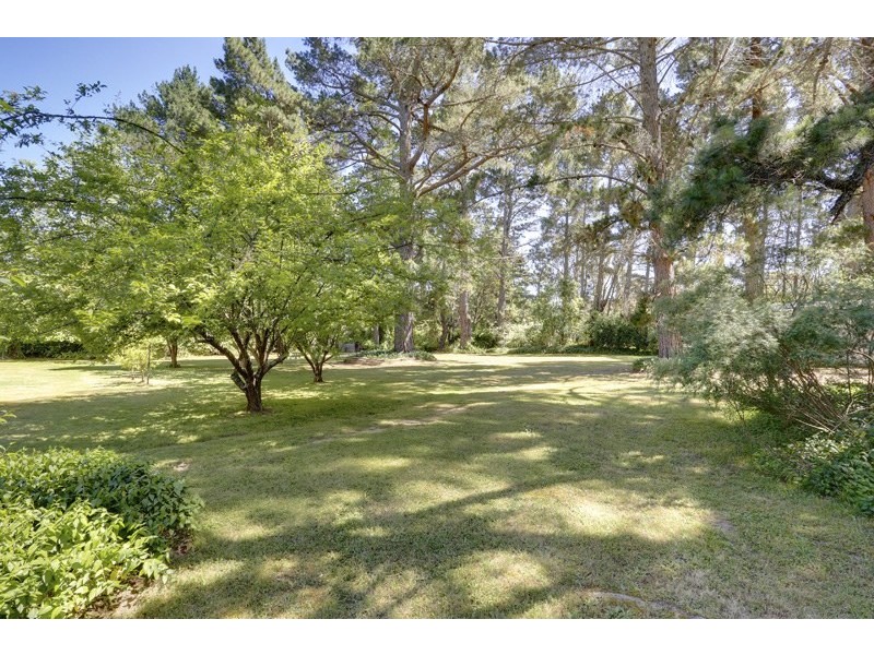 18 Elizabeth Street, Burradoo NSW 2576