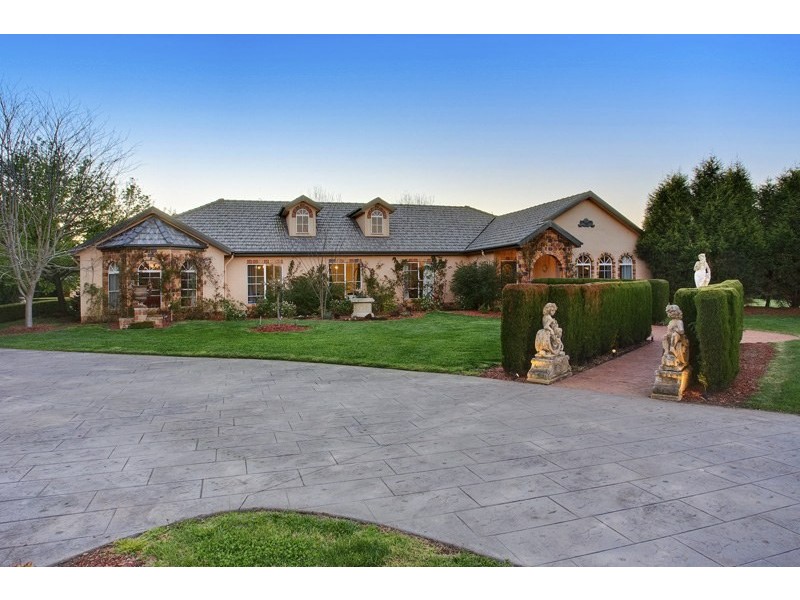 1 Songline Place, Burradoo NSW 2576