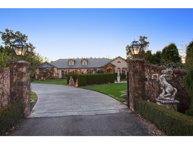 1 Songline Place, Burradoo NSW 2576