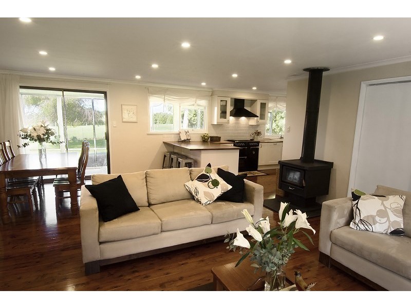 4991 Illawarra Highway, Robertson NSW 2577