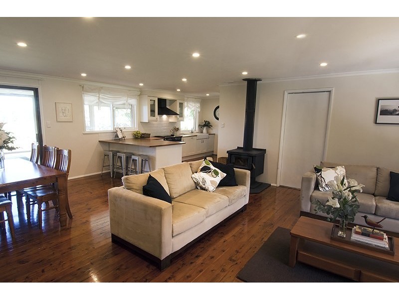 4991 Illawarra Highway, Robertson NSW 2577