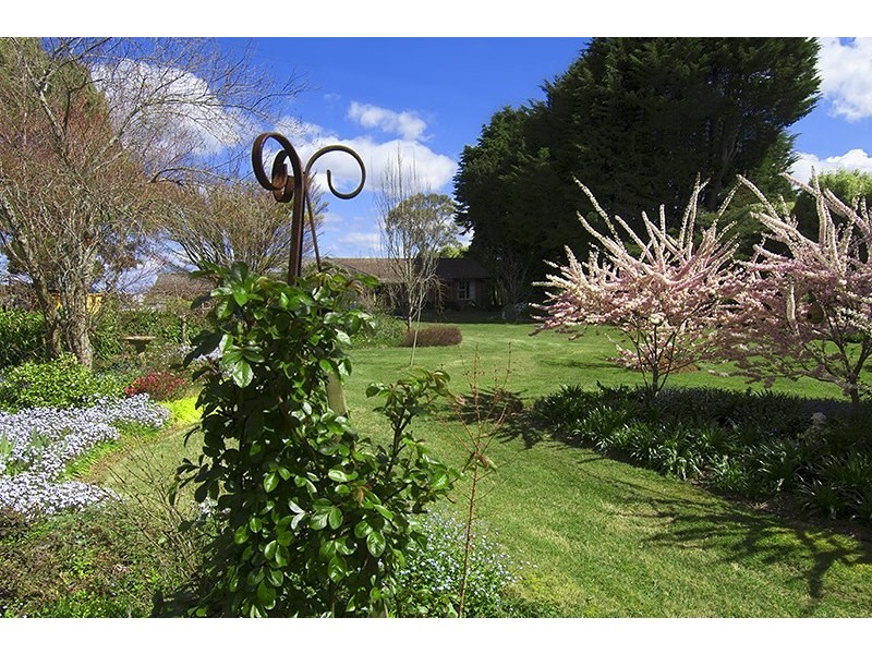 4991 Illawarra Highway, Robertson NSW 2577