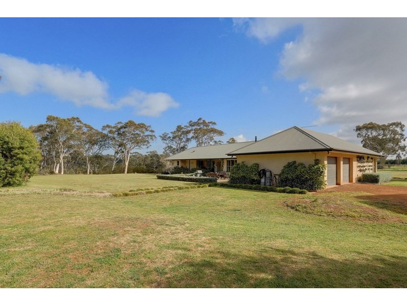 70 Birchforest Place, Berrima NSW 2577