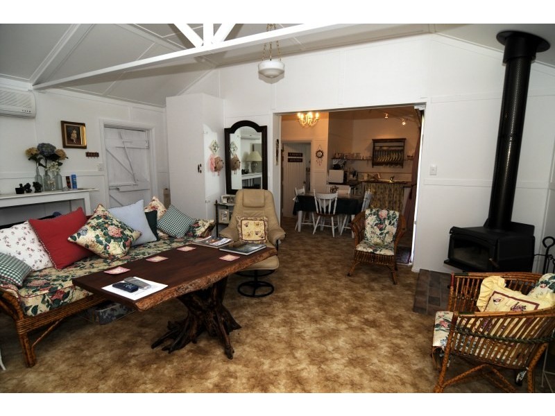 3409 Wombeyan Caves Road, Bullio NSW 2575