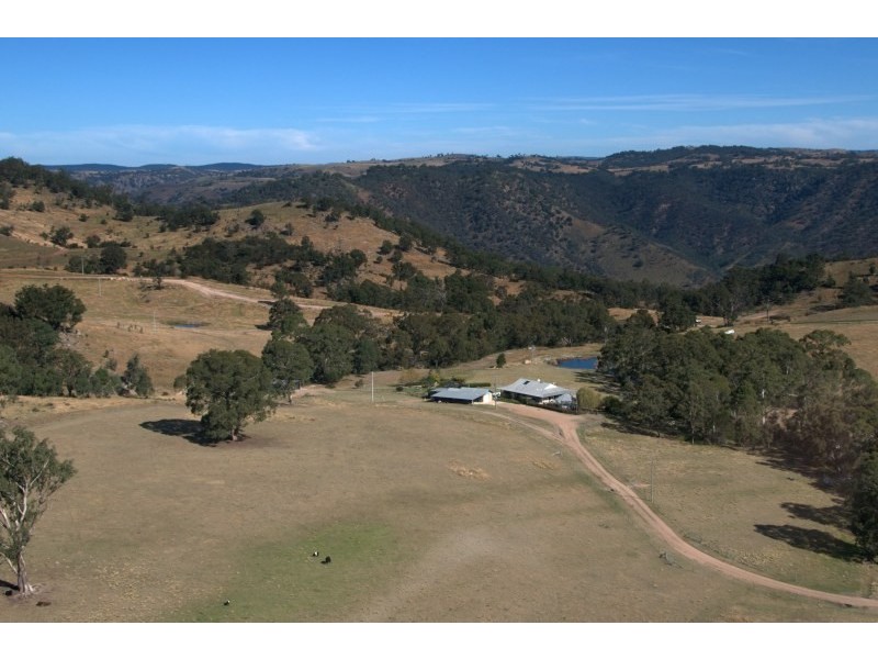 3409 Wombeyan Caves Road, Bullio NSW 2575