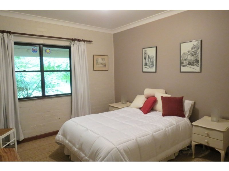 2 McGuinness Drive, Robertson NSW 2577