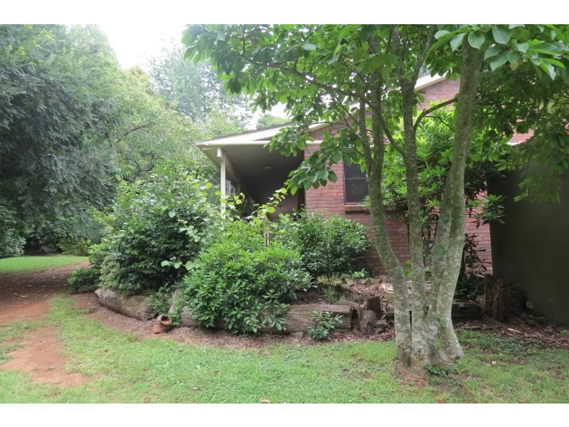 2 McGuinness Drive, Robertson NSW 2577