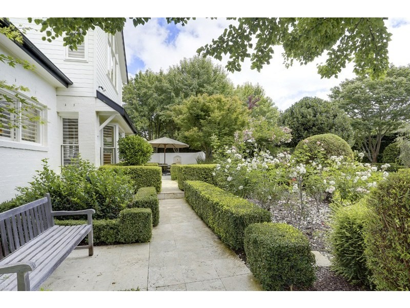 29 Centennial Road, Bowral NSW 2576