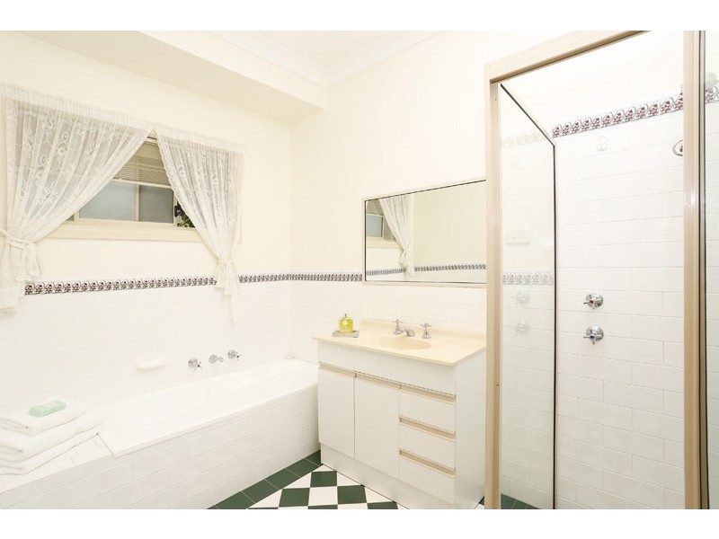 4 Bronwyn Place, Bowral NSW 2576