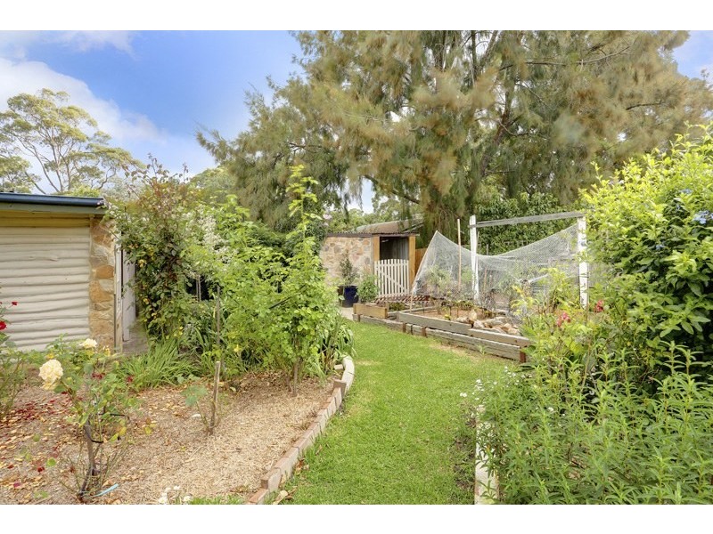 15 Elm Street, Colo Vale NSW 2575