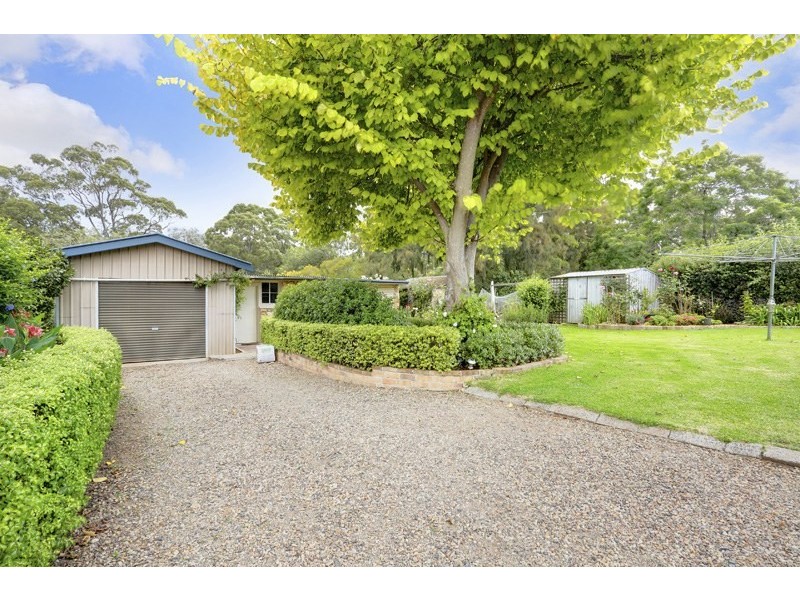 15 Elm Street, Colo Vale NSW 2575
