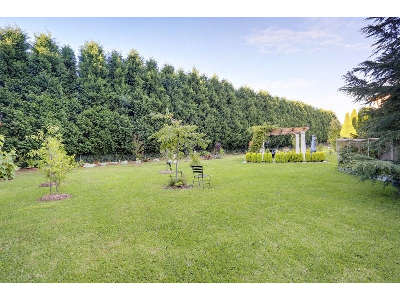 2 Carisbrooke Row, Bowral NSW 2576