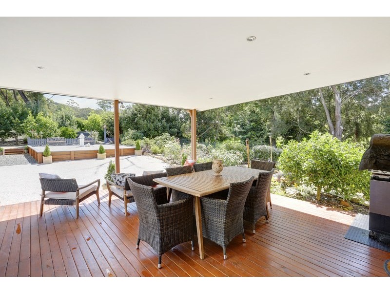 15 Links Place, Willow Vale NSW 2575