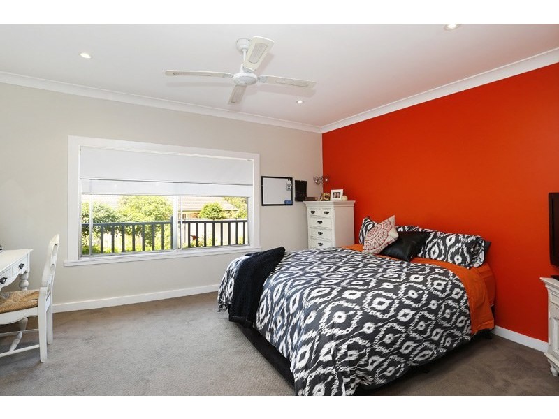 15 Links Place, Willow Vale NSW 2575