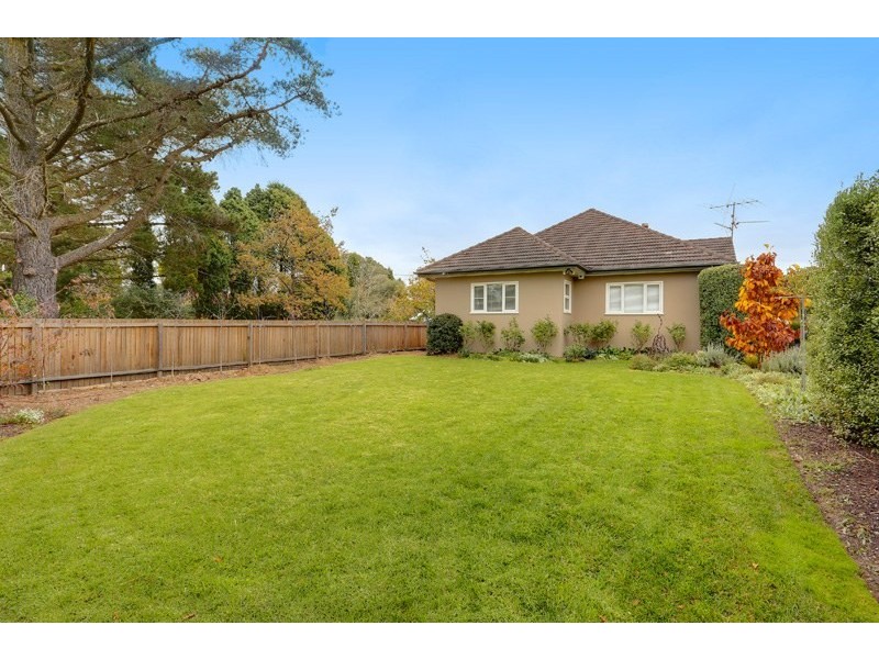 74 Old South Road, Bowral NSW 2576