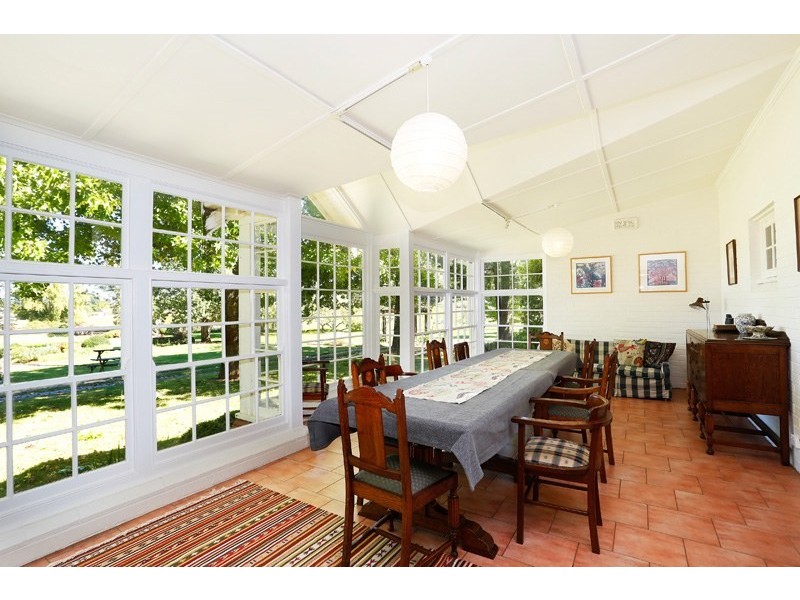 12 Railway Road, Burradoo NSW 2576