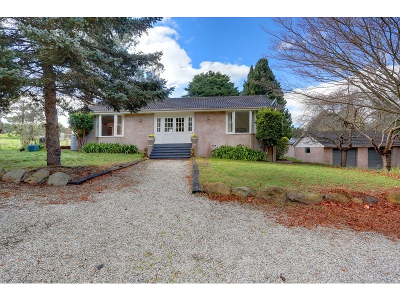 34 Greenhills Road, Berrima NSW 2577