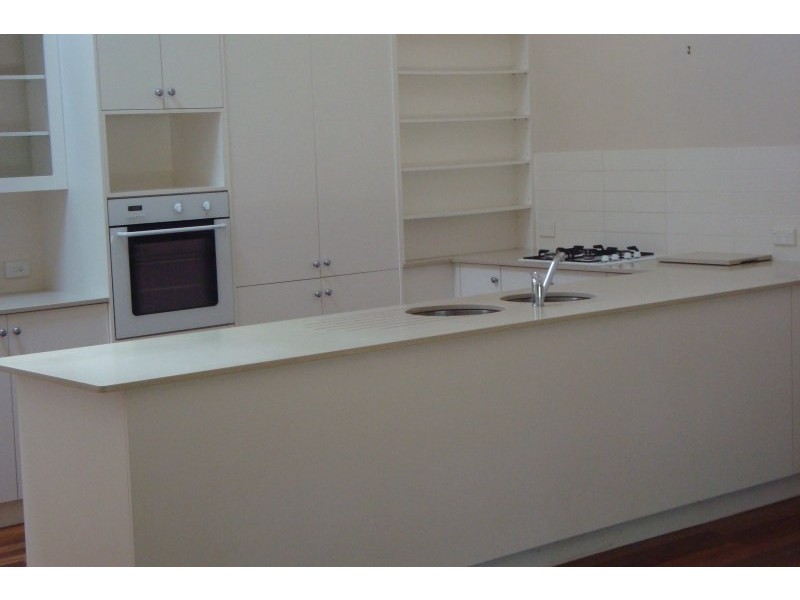2 St James Close, Burradoo NSW 2576