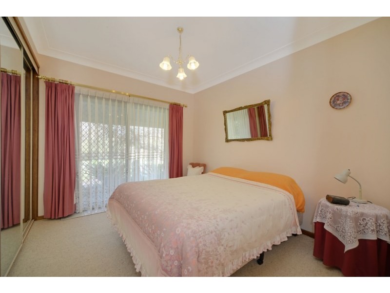 37-39 Caalong Street, Robertson NSW 2577