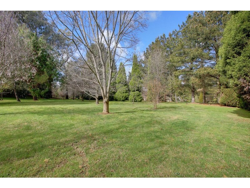 19 Hurlingham Avenue, Burradoo NSW 2576