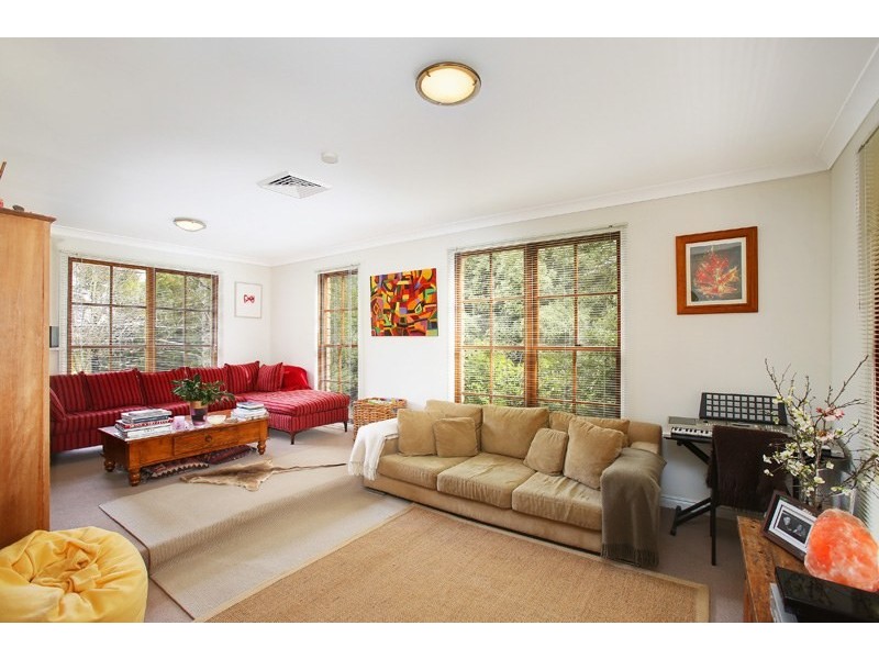 19 Hurlingham Avenue, Burradoo NSW 2576