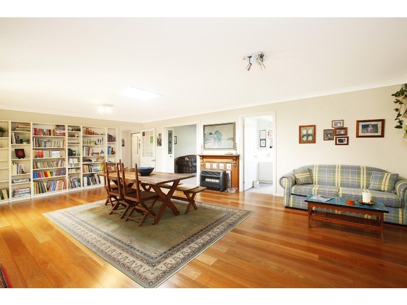 4 Warrigal Street, Mittagong NSW 2575