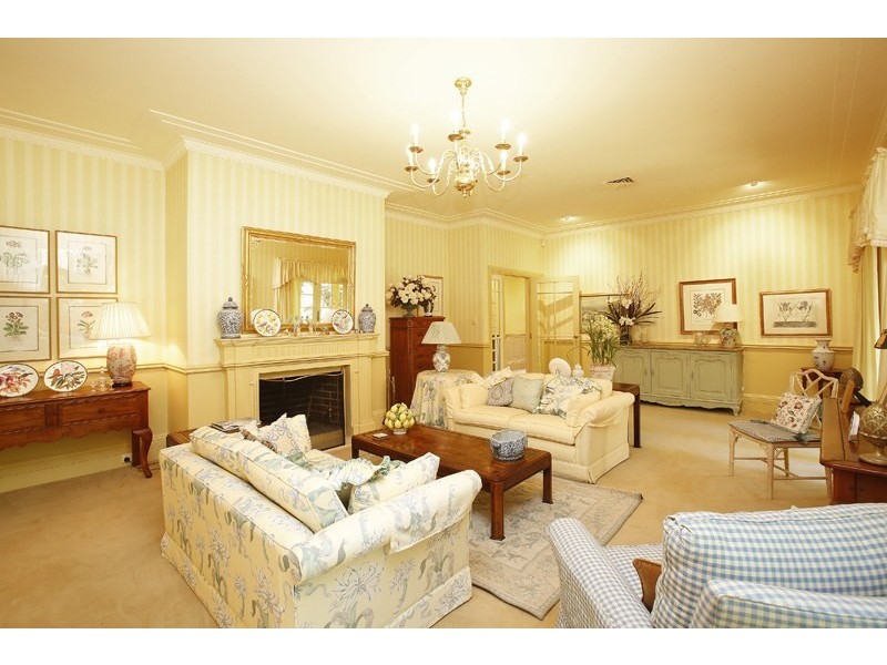 18 Werrington Street, Burradoo NSW 2576