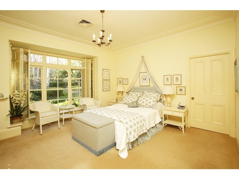 18 Werrington Street, Burradoo NSW 2576