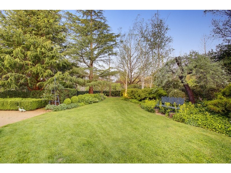 18 Werrington Street, Burradoo NSW 2576