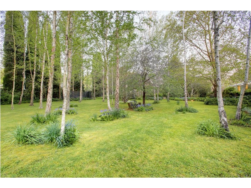 18 Werrington Street, Burradoo NSW 2576