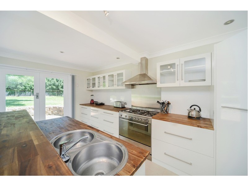 48 Caalong Street, Robertson NSW 2577