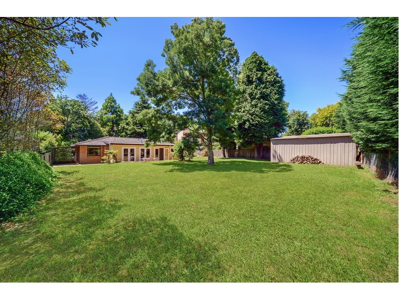 48 Caalong Street, Robertson NSW 2577