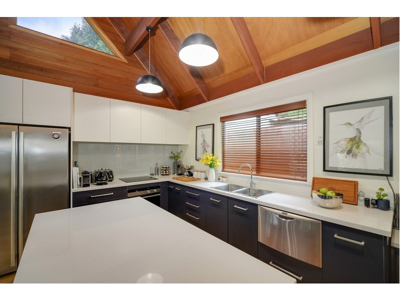 22 Railway Avenue, Colo Vale NSW 2575