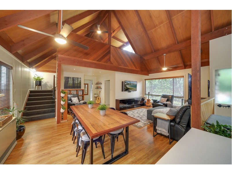 22 Railway Avenue, Colo Vale NSW 2575