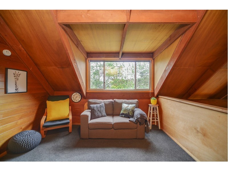 22 Railway Avenue, Colo Vale NSW 2575