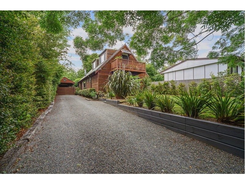 22 Railway Avenue, Colo Vale NSW 2575