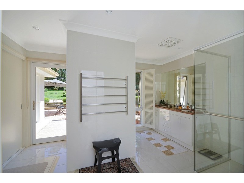 16 Phillip Street, Burradoo NSW 2576