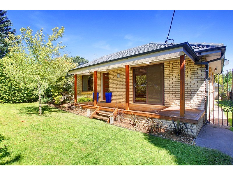 10 Lytton Road, Moss Vale NSW 2577