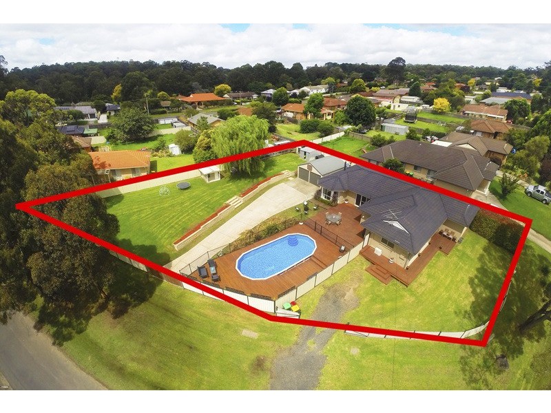 1 Wattle Street, Colo Vale NSW 2575