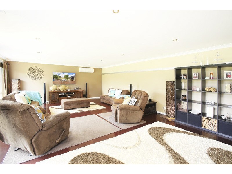 1 Wattle Street, Colo Vale NSW 2575