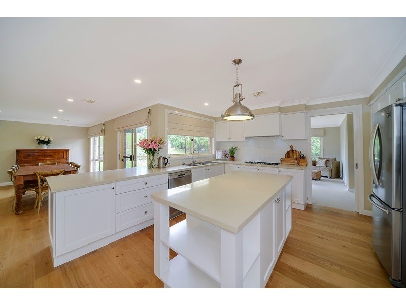 4 Westminster Place, Burradoo NSW 2576